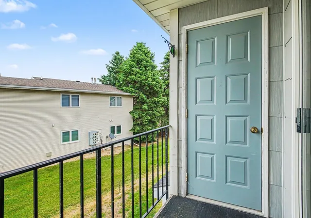 Photo 4 of Condo for sale at 207 Tanglewood Dr #D, Goshen, IN 46526 | MLS# 202619158 | Listing updated on 2026-07-18