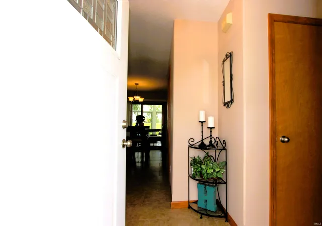 3rd image of 3125 Troutwood Dr, Fort Wayne, IN 46818 | MLS# 202619188