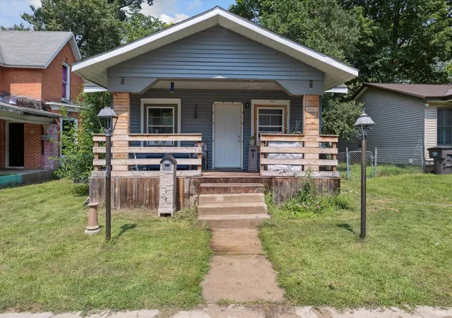 4th image of 714 W Blaine Ave, Elkhart, IN 46516 | MLS# 202619259