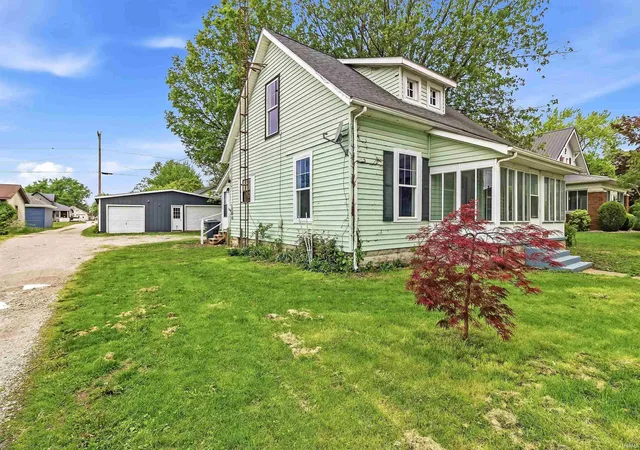 Photo 1 of Manufactured home for sale at 304 S 1st Street, Van Buren, IN 46991 | MLS# 202619269 | Listing updated on 2026-07-30