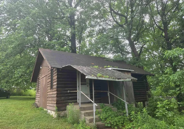 1st image of 1215 Hathaway Ave, Evansville, IN 47712 | MLS# 202619276