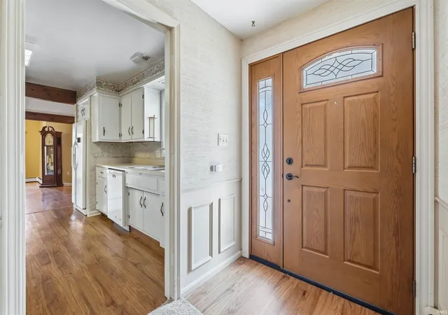 3rd image of 1509 Lake Forest Dr, Fort Wayne, IN 46815 | MLS# 202619309