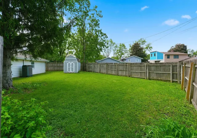 35th image of 1509 Lake Forest Dr, Fort Wayne, IN 46815 | MLS# 202619309
