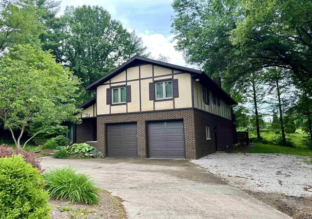 Photo 3 of Manufactured home for sale at 1153 W 13th Street, Jasper, IN 47546 | MLS# 202619331 | Listing updated on 2026-09-18