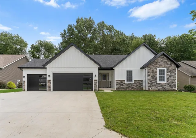 Photo 1 of Sale Pending at 53784 Terre Verde Hills Ct, South Bend, IN 46628 | MLS# 202619351 | Listing updated on 2026-09-11