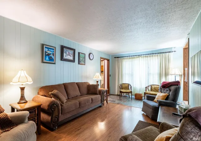 5th image of 215 Church St, Lagrange, IN 46761 | MLS# 202619355