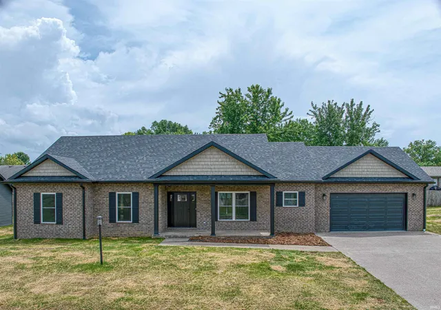 Homes for sale in Mount Vernon, IN | 310 Sunset Dr, Mount Vernon, IN 47620 | MLS# 202619415