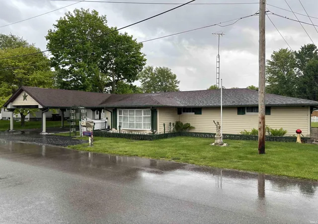 Homes for sale in Sulphur Springs, IN | 303 Spring St, Sulphur Springs, IN 47388 | MLS# 202619422