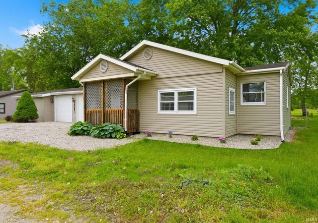 Homes for sale in Columbia City, IN | 3549 W Lakeway Dr 57 Dr, Columbia City, IN 46725 | MLS# 202619426