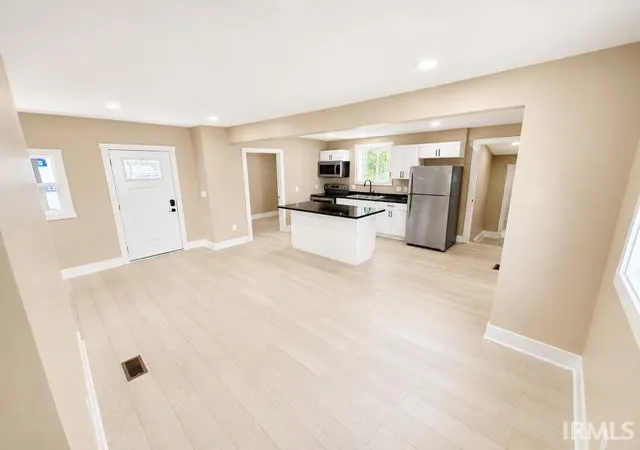 Photo 2 of Manufactured home for sale at 911 N Courtland, Kokomo, IN 46901 | MLS# 202619434 | Listing updated on 2026-10-16