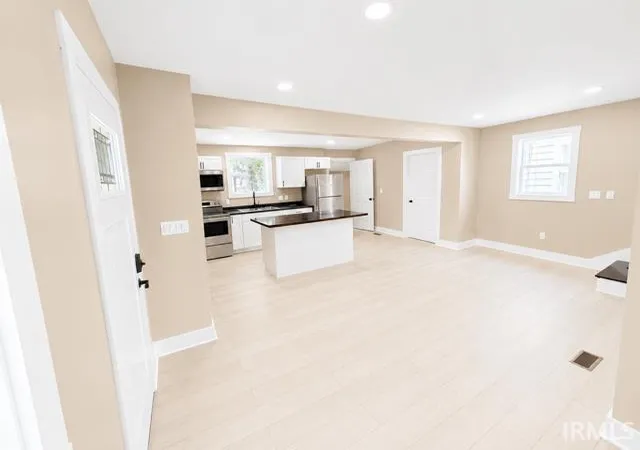 Photo 3 of Manufactured home for sale at 911 N Courtland, Kokomo, IN 46901 | MLS# 202619434 | Listing updated on 2026-10-16