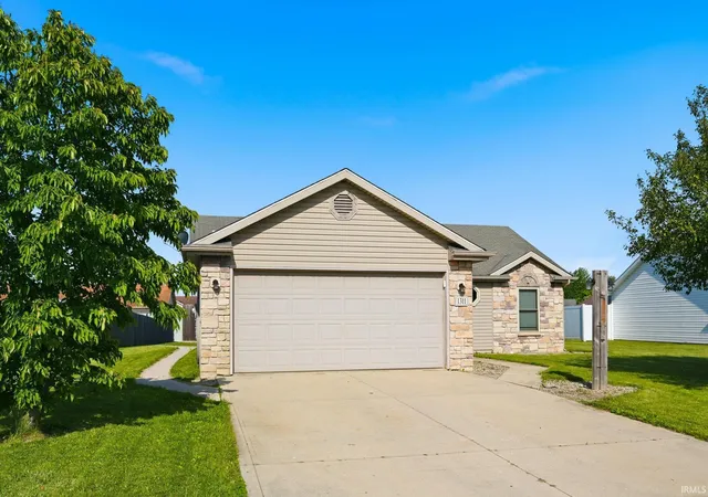 Photo 2 of Manufactured home for sale at 1311 Lori Lea St, Auburn, IN 46706 | MLS# 202619440 | Listing updated on 2026-05-31