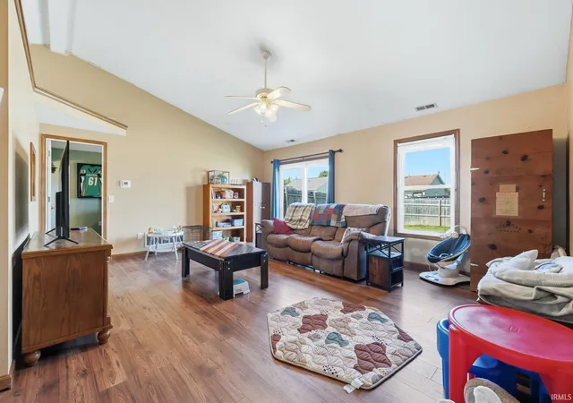 Photo 4 of Manufactured home for sale at 1311 Lori Lea St, Auburn, IN 46706 | MLS# 202619440 | Listing updated on 2026-05-31