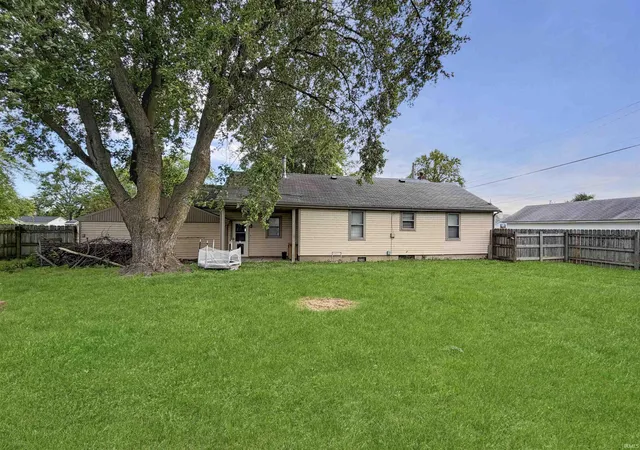 Homes for sale in Frankfort, IN | 951 W Palmer St, Frankfort, IN 46041 | MLS# 202619449