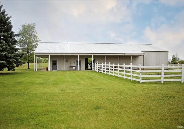 Photo 2 of Manufactured home for sale at 5201 S 325 East, Star City, IN 46985 | MLS# 202619455 | Listing updated on 2026-08-29