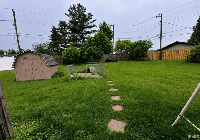 12th image of 425 Hummingbird Dr, Greentown, IN 46936 | MLS# 202619488