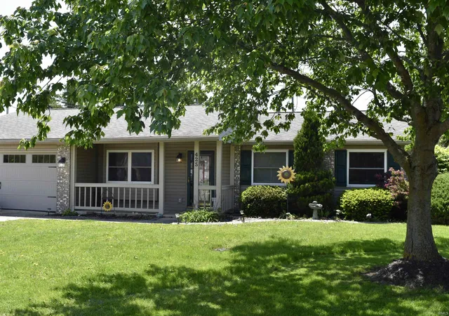 2nd image of 425 Hummingbird Dr, Greentown, IN 46936 | MLS# 202619488