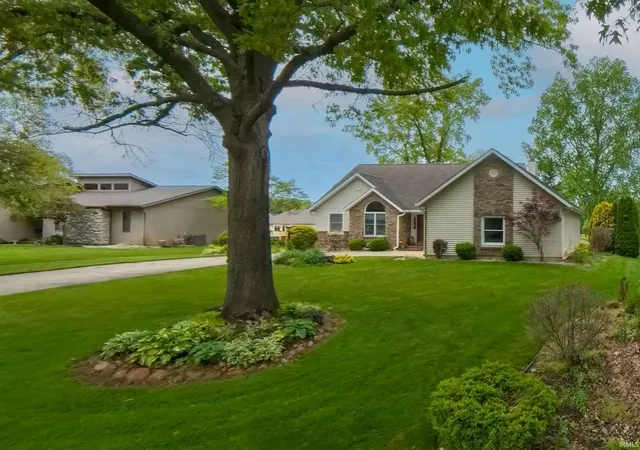 3rd image of 53337 E Cobus Dr, Elkhart, IN 46514 | MLS# 202619513