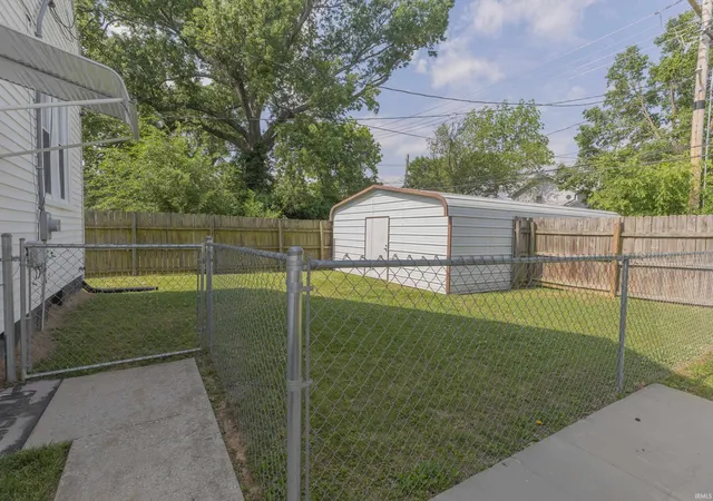 Homes for sale in Evansville, IN | 1205 S Kentucky Ave, Evansville, IN 47714 | MLS# 202619517