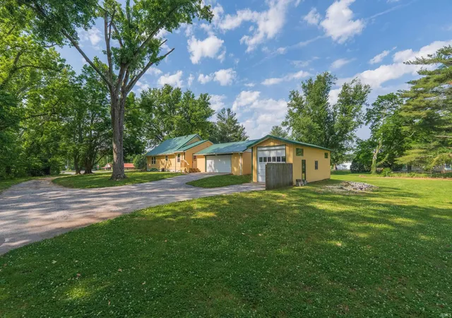 Photo 2 of Manufactured home for sale at 1845 S Us Hwy 231, Spencer, IN 47460 | MLS# 202619540 | Listing updated on 2026-08-25