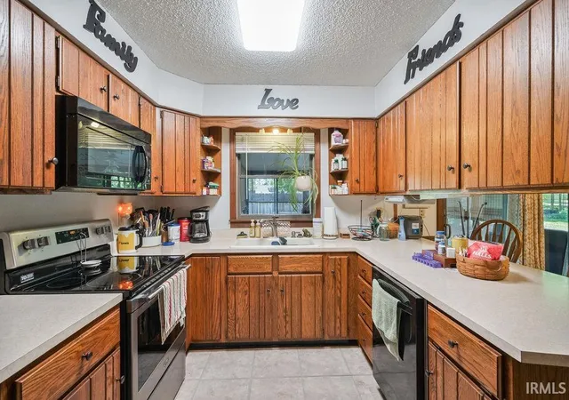 4th image of 249 N Mississiinewa Ct, La Fontaine, IN 46984 | MLS# 202619589