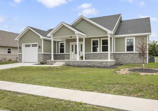Photo 2 of Manufactured home for sale at 518 Lissaaron Dr, Winchester, IN 47394 | MLS# 202619600 | Listing updated on 2026-07-27