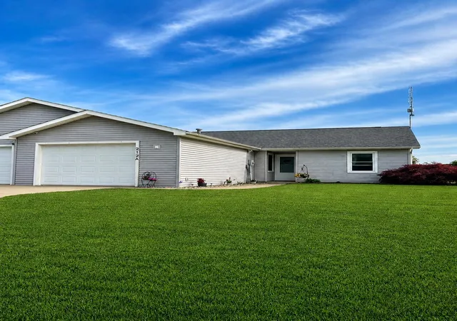 Homes for sale in Fremont, IN | 212 Deborah Dr #A, Fremont, IN 46737 | MLS# 202619634