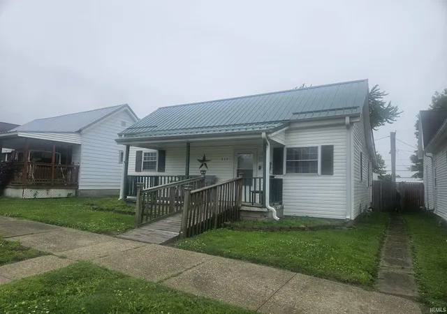 Photo 2 of Manufactured home for sale at 313 Se 7th Street, Washington, IN 47501 | MLS# 202619661 | Listing updated on 2026-09-14