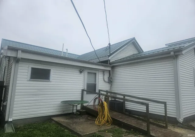 Photo 3 of Manufactured home for sale at 313 Se 7th Street, Washington, IN 47501 | MLS# 202619661 | Listing updated on 2026-09-14