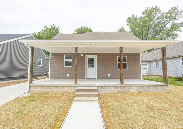 Photo 1 of Manufactured home for sale at 118 N Jackson St, Oakland City, IN 47660 | MLS# 202619688 | Listing updated on 2026-09-22