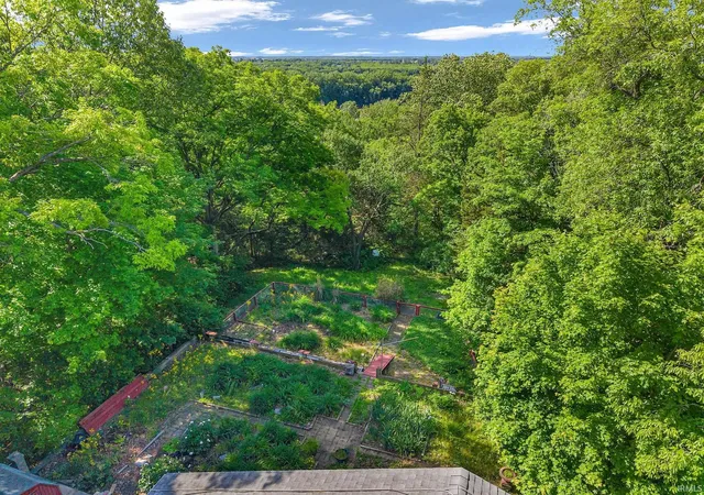 Photo 3 of Sale Pending at 9 Elvernan Dr, West Lafayette, IN 47906 | MLS# 202619699 | Listing updated on 2026-08-28