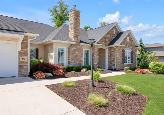 3rd image of 252 Elderwood Ct, Fort Wayne, IN 46845 | MLS# 202619710