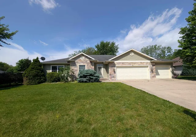 Homes for sale in Goshen, IN | 333 Fairview Dr, Goshen, IN 46528 | MLS# 202619771