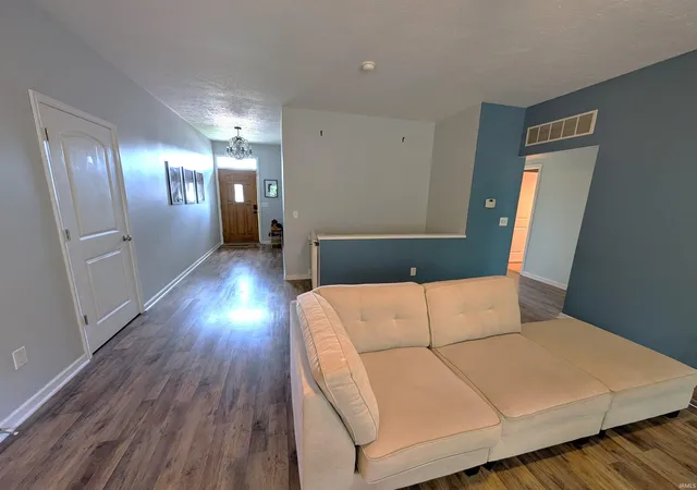 Photo 3 of Sale Pending at 333 Fairview Dr, Goshen, IN 46528 | MLS# 202619771 | Listing updated on 2026-07-09