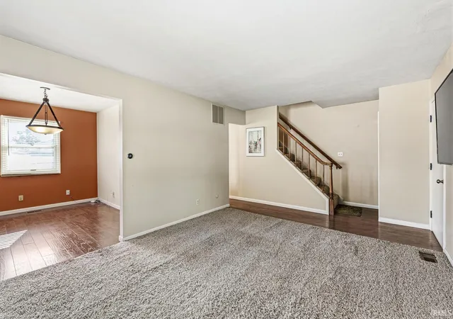Homes for sale in South Bend, IN | 1473 Cambridge Dr, South Bend, IN 46614 | MLS# 202619774