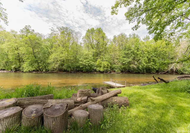 5th image of 58688 Fawn River Court Court, Elkhart, IN 46516 | MLS# 202619798