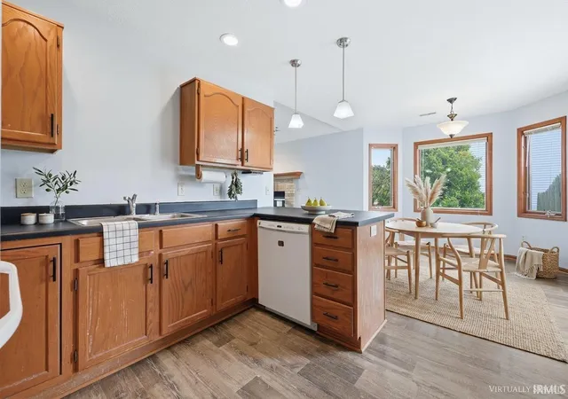 Photo 3 of Sale Pending at 7814 Fibia Pl 92, Fort Wayne, IN 46818 | MLS# 202619843 | Listing updated on 2026-07-16