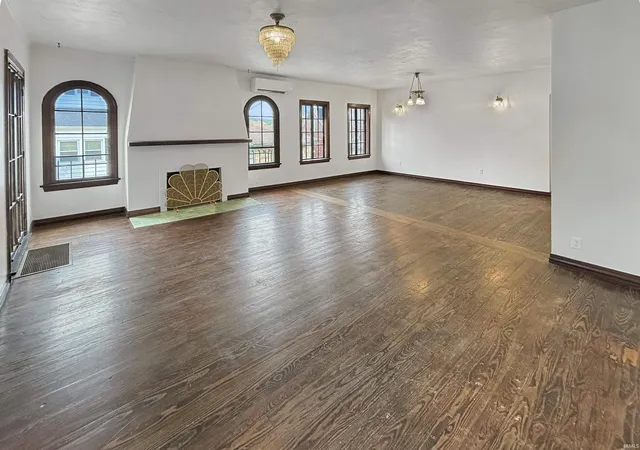 Photo 3 of Manufactured home for sale at 209 W 9th Street, Jasper, IN 47546 | MLS# 202619885 | Listing updated on 2026-09-10