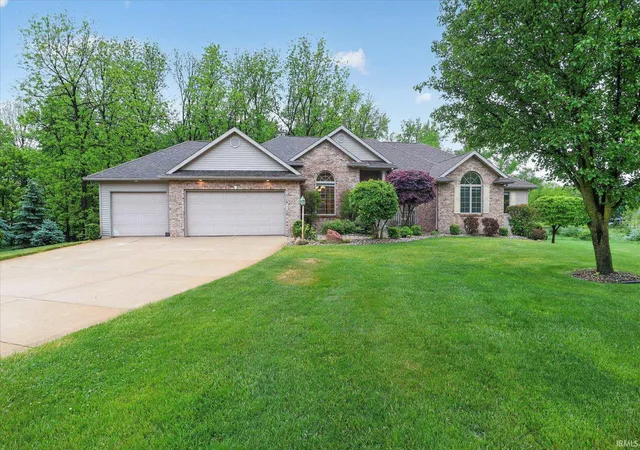 2nd image of 19242 Broken Tree Ct, Bristol, IN 46507 | MLS# 202619887