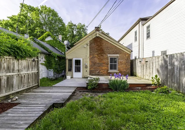 Photo 3 of Manufactured home for sale at 1124 W Jefferson Blvd, Fort Wayne, IN 46802 | MLS# 202619889 | Listing updated on 2026-07-06