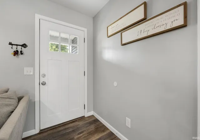 2nd image of 1704 Dallas St, Auburn, IN 46706 | MLS# 202619902