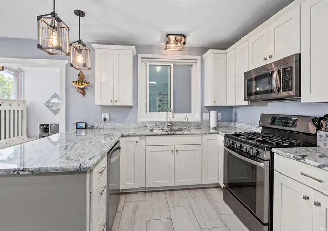 4th image of 1223 Brandywine Rd, Crown Point, IN 46307 | MLS# 202619921