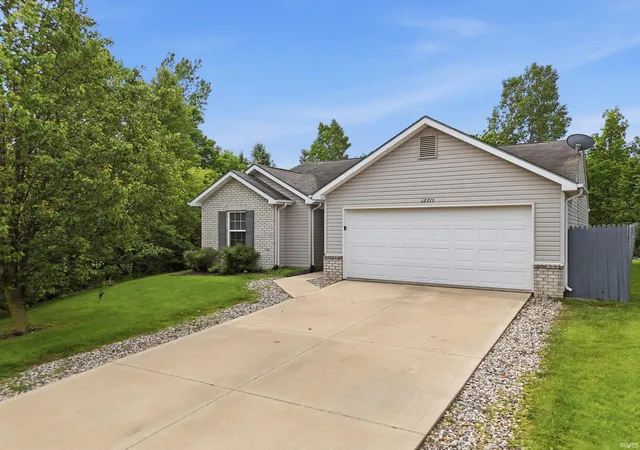Photo 2 of Sale Pending at 12715 Braveheart Dr, Fort Wayne, IN 46814 | MLS# 202619924 | Listing updated on 2026-07-24