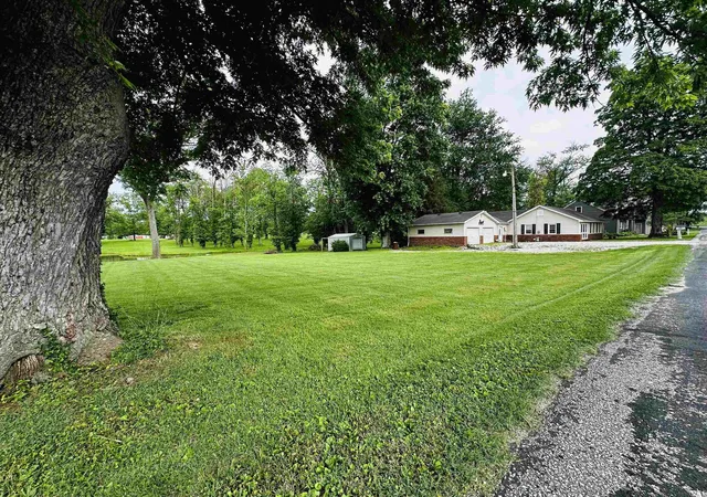 Photo 2 of Manufactured home for sale at 10 Daviess Dr, Washington, IN 47501 | MLS# 202619946 | Listing updated on 2026-08-04