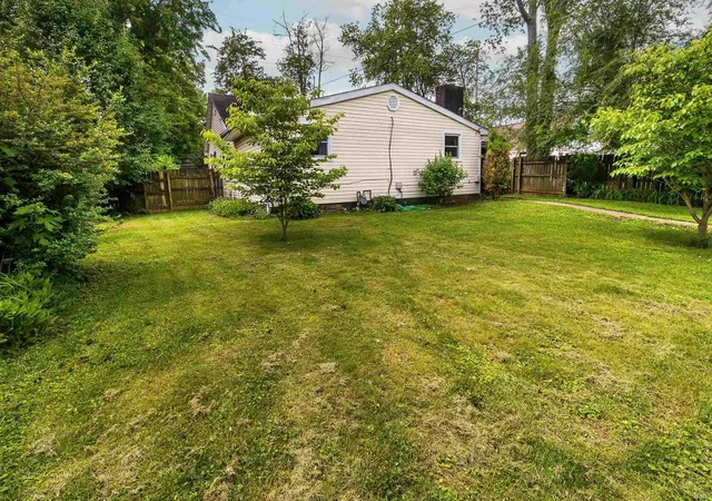 Photo 4 of Sale Pending at 608 E Moore St, Boonville, IN 47601 | MLS# 202619949 | Listing updated on 2026-09-10