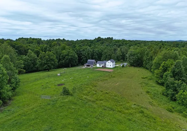 3rd image of 1771 N Peacock Hollow Rd, Salem, IN 47167 | MLS# 202619964
