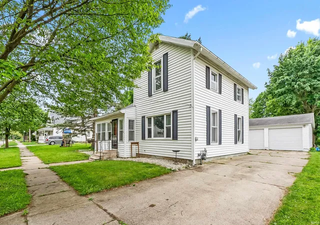 Photo 3 of Sale Pending at 126 Clark St, Kendallville, IN 46755 | MLS# 202620040 | Listing updated on 2026-07-06