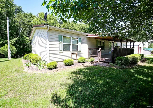 Homes for sale in Owensburg, IN | 6858 S Greentuck Dr, Owensburg, IN 47453 | MLS# 202620082