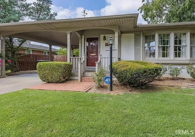1st image of 848 E Olmstead Ave, Evansville, IN 47711 | MLS# 202620106