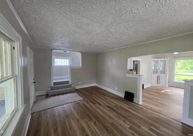 3rd image of 3505 Weisser Park Ave, Fort Wayne, IN 46806 | MLS# 202620141